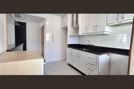 Apartamento para alugar com 81m², 2 quartos e 1 vagaCozinha