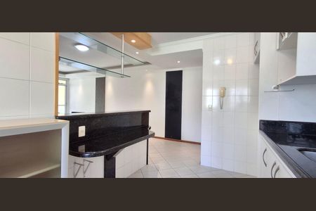 Apartamento para alugar com 81m², 2 quartos e 1 vagaCozinha