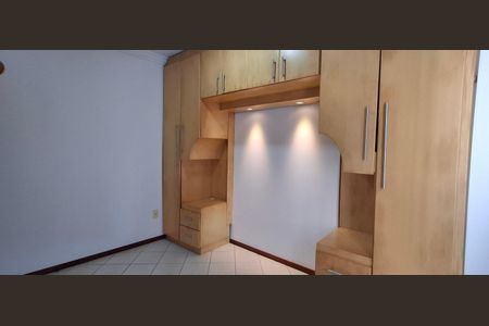 Apartamento para alugar com 81m², 2 quartos e 1 vagaQuarto