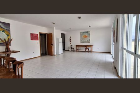 Apartamento para alugar com 81m², 2 quartos e 1 vagaÁrea comum - Salão de festas