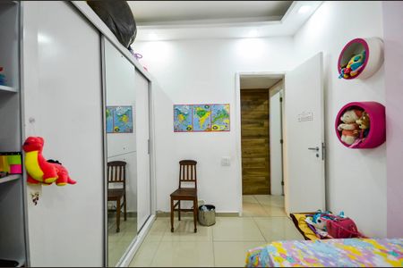 Quarto 1 de apartamento à venda com 2 quartos, 70m² em Vila Isabel, Rio de Janeiro