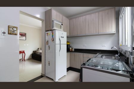 Casa à venda com 90m², 2 quartos e 2 vagas Casa à venda com 90m², 2 quartos e 2 vagasCozinha