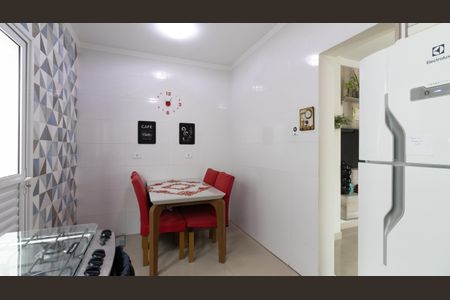 Casa à venda com 90m², 2 quartos e 2 vagas Casa à venda com 90m², 2 quartos e 2 vagasCozinha