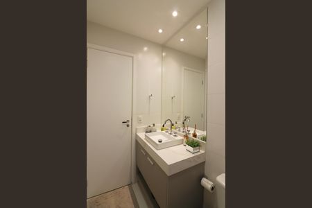 Apartamento à venda com 77m², 2 quartos e 1 vagaBanheiro Social