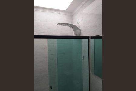 Banheiro Social de casa de condomínio para alugar com 2 quartos, 80m² em Vila Alpina, São Paulo