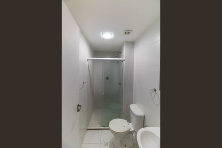 Apartamento à venda com 70m², 3 quartos e 1 vaga Apartamento à venda com 70m², 3 quartos e 1 vagaBanheiro