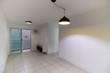 Sala de apartamento à venda com 3 quartos, 70m² em Fátima, Niterói