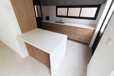 Casa de condomínio à venda com 138m², 3 quartos e 4 vagas Casa de condomínio à venda com 138m², 3 quartos e 4 vagasCozinha