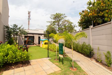 Casa de condomínio à venda com 138m², 3 quartos e 4 vagas Casa de condomínio à venda com 138m², 3 quartos e 4 vagasÁrea Externa