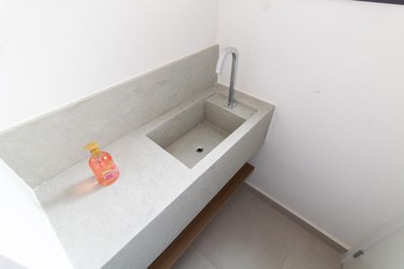 Casa de condomínio à venda com 138m², 3 quartos e 4 vagas Casa de condomínio à venda com 138m², 3 quartos e 4 vagasLavabo