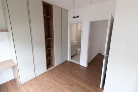 Casa de condomínio à venda com 138m², 3 quartos e 4 vagas Casa de condomínio à venda com 138m², 3 quartos e 4 vagasSuíte 2