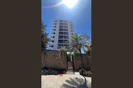 Apartamento para alugar com 77m², 2 quartos e 1 vagaFachada