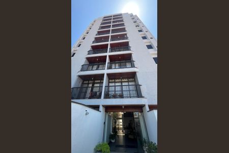 Apartamento para alugar com 77m², 2 quartos e 1 vagaFachada