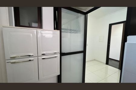 Apartamento para alugar com 77m², 2 quartos e 1 vagaCozinha