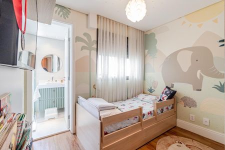 Apartamento à venda com 130m², 3 quartos e 2 vagasSuíte 1