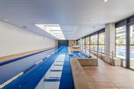 Apartamento à venda com 130m², 3 quartos e 2 vagasÁrea comum - Piscina