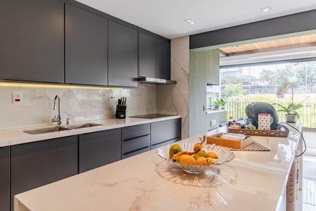 Apartamento à venda com 130m², 3 quartos e 2 vagasCozinha