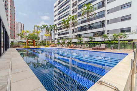 Apartamento à venda com 130m², 3 quartos e 2 vagasÁrea comum - Piscina
