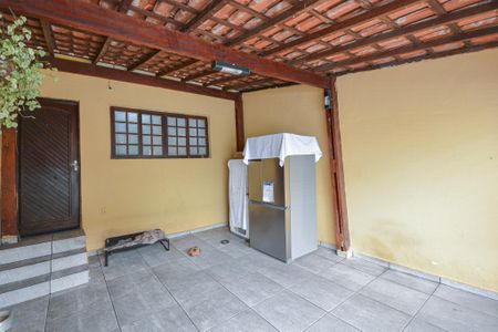 Casa para alugar com 75m², 2 quartos e 1 vaga Casa para alugar com 75m², 2 quartos e 1 vagaGaragem