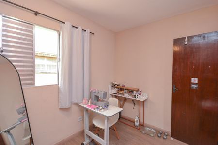 Casa para alugar com 75m², 2 quartos e 1 vaga Casa para alugar com 75m², 2 quartos e 1 vagaQuarto 1