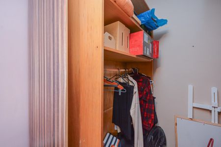 Casa para alugar com 75m², 2 quartos e 1 vaga Casa para alugar com 75m², 2 quartos e 1 vagaCloset da Suíte