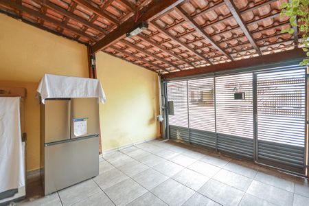 Casa para alugar com 75m², 2 quartos e 1 vaga Casa para alugar com 75m², 2 quartos e 1 vagaGaragem