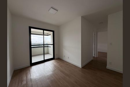 Sala de apartamento para alugar com 2 quartos, 64m² em Parque das Nações, Santo André