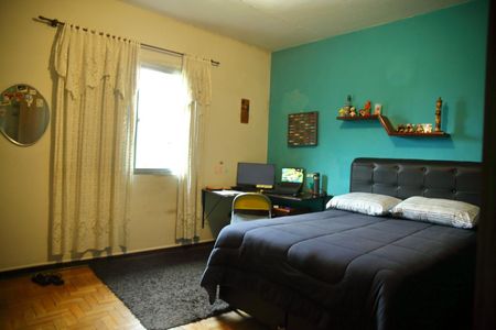 Casa à venda com 265m², 4 quartos e 2 vagasQuarto 3