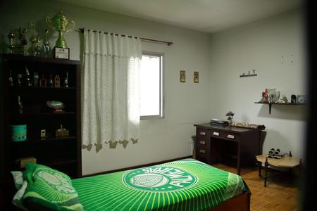 Casa à venda com 265m², 4 quartos e 2 vagasQuarto 2