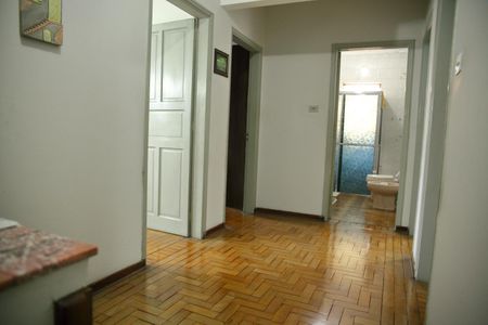 Casa à venda com 265m², 4 quartos e 2 vagasCorredor