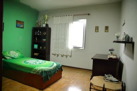 Casa à venda com 265m², 4 quartos e 2 vagasQuarto 2