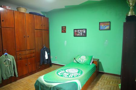 Casa à venda com 265m², 4 quartos e 2 vagasQuarto 2