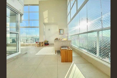 Apartamento à venda com 360m², 4 quartos e 5 vagas