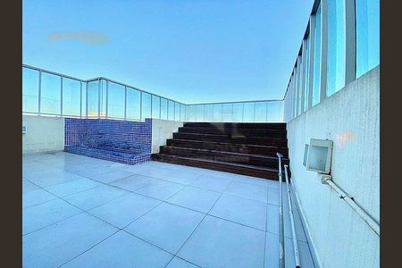 Apartamento à venda com 360m², 4 quartos e 5 vagas