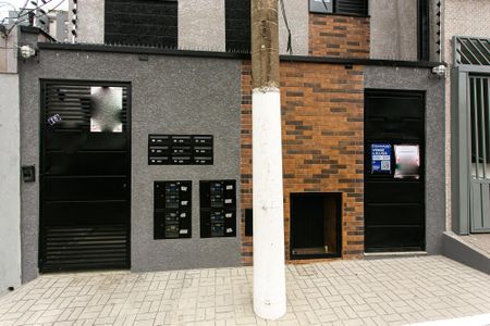 Apartamento à venda com 32m², 1 quarto e sem vaga Apartamento à venda com 32m², 1 quarto e sem vagaFachada