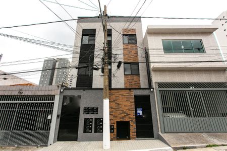 Apartamento à venda com 32m², 1 quarto e sem vaga Apartamento à venda com 32m², 1 quarto e sem vagaFachada