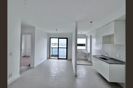 Sala de apartamento para alugar com 2 quartos, 47m² em Recreio dos Bandeirantes, Rio de Janeiro