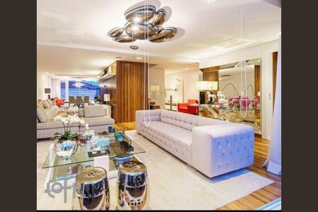 Casa à venda com 3 quartos, 600m² em Pacaembu, São Paulo