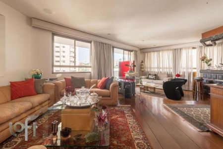 Apartamento à venda com 3 quartos, 360m² em Santa Cecilia, São Paulo