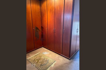 Apartamento à venda com 3 quartos, 250m² em Vila Alexandria, São Paulo