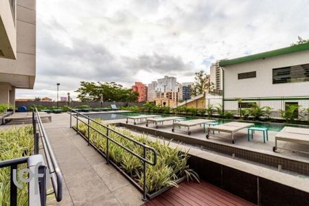 Apartamento à venda com 2 quartos, 74m² em Cerqueira César, São Paulo