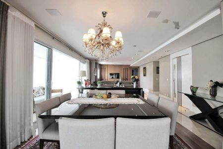 Apartamento à venda com 3 quartos, 216m² em Jardim Vila Mariana, São Paulo