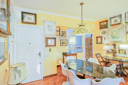 Apartamento à venda com 102m², 3 quartos e sem vaga