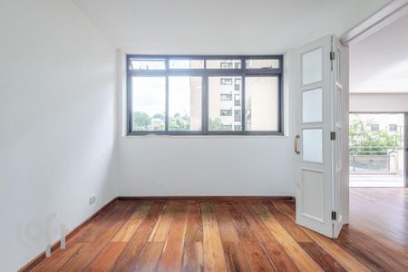 Apartamento à venda com 3 quartos, 240m² em Real Parque, São Paulo