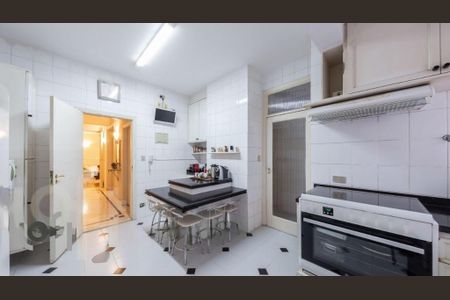 Apartamento à venda com 259m², 3 quartos e 2 vagas