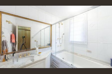Apartamento à venda com 259m², 3 quartos e 2 vagas