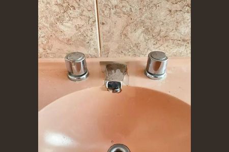 Casa à venda com 100m², 2 quartos e sem vaga