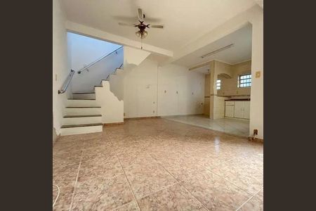 Casa à venda com 100m², 2 quartos e sem vaga