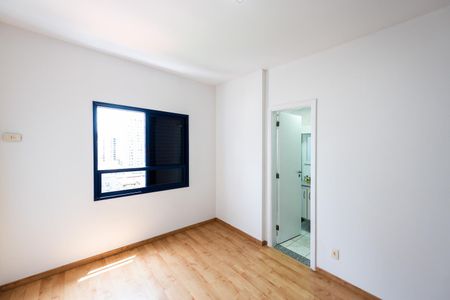 Apartamento para alugar com 2 quartos, 120m² em Ponta da Praia, Santos
