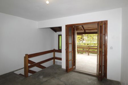 Casa à venda com 262m², 4 quartos e 4 vagasSala 2